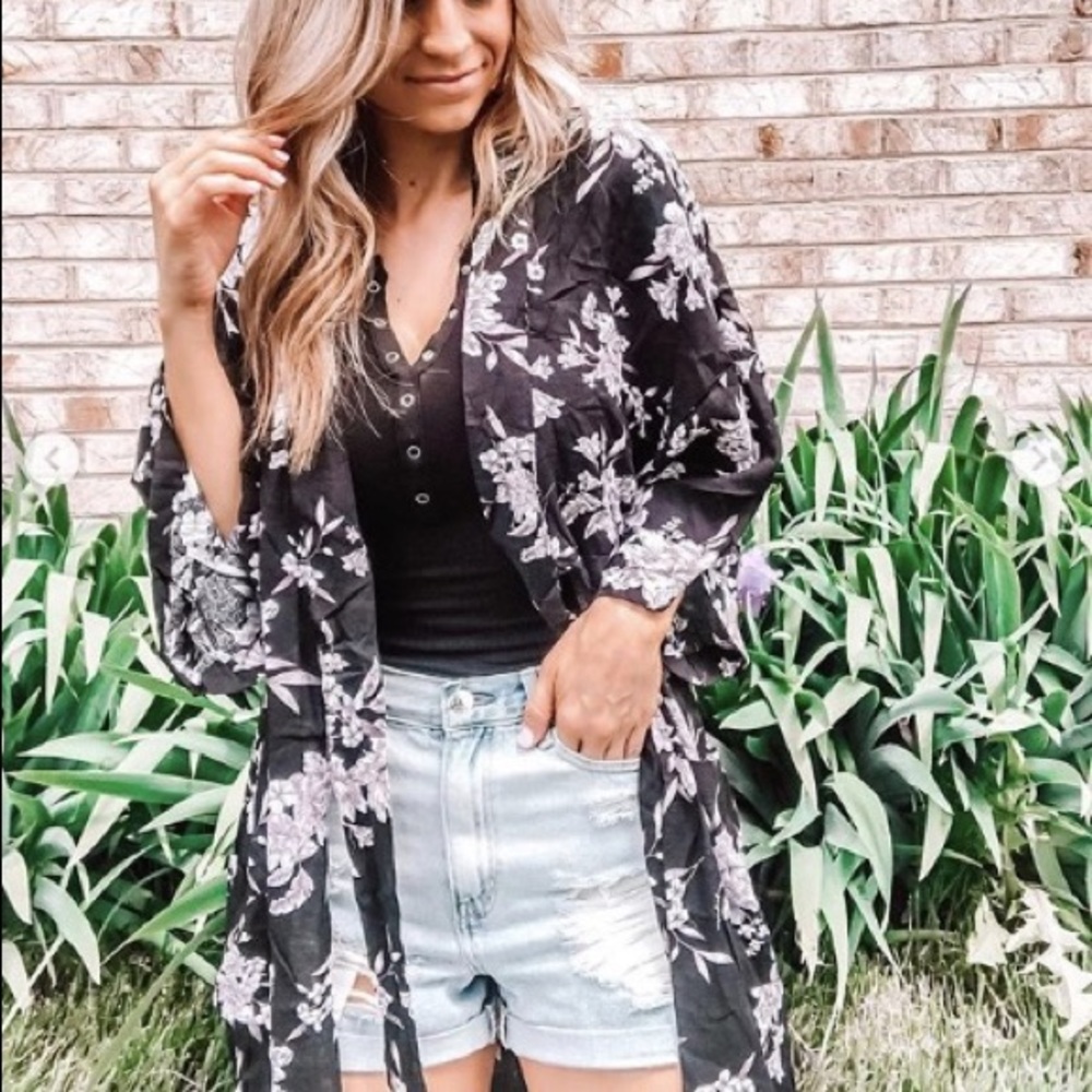 Spiritual Gangster floral kimono